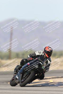 media/Nov-30-2025-TrackXperience (Sun) [[c0061d280f]]/3-Level 1/Session 3 (Turn 16)/